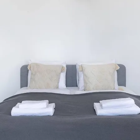 公寓 Quaint And Cozy 2-br In The Center