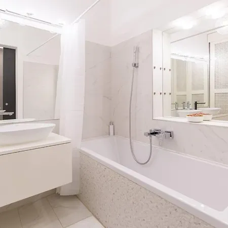 Quaint And Cozy 2-br In The Center 布达佩斯
