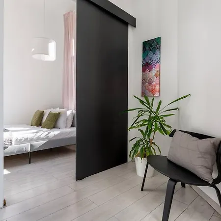 Quaint And Cozy 2-br In The Center * 布达佩斯