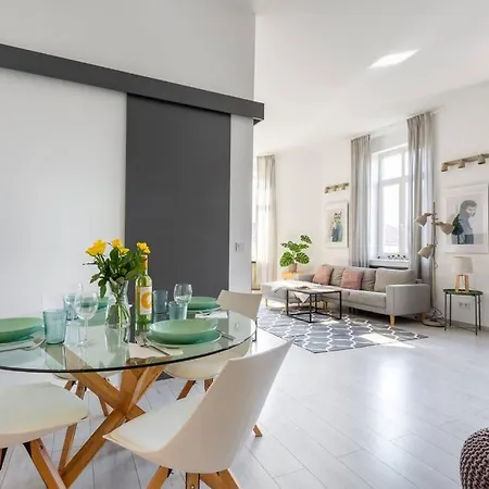 公寓 Quaint And Cozy 2-br In The Center 布达佩斯