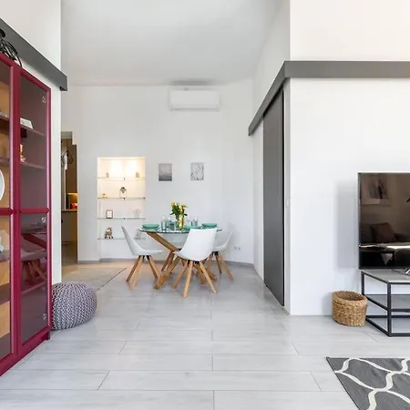 公寓 Quaint And Cozy 2-br In The Center