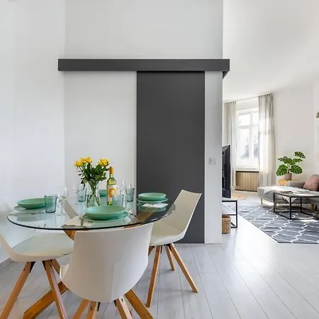 Quaint And Cozy 2-br In The Center * 布达佩斯