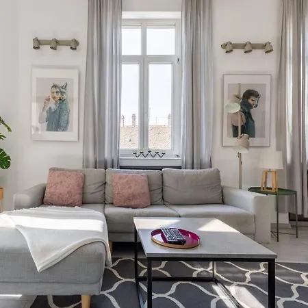 公寓 Quaint And Cozy 2-br In The Center