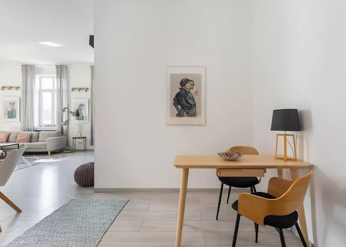 Quaint And Cozy 2-br In The Center Apartment Budapest